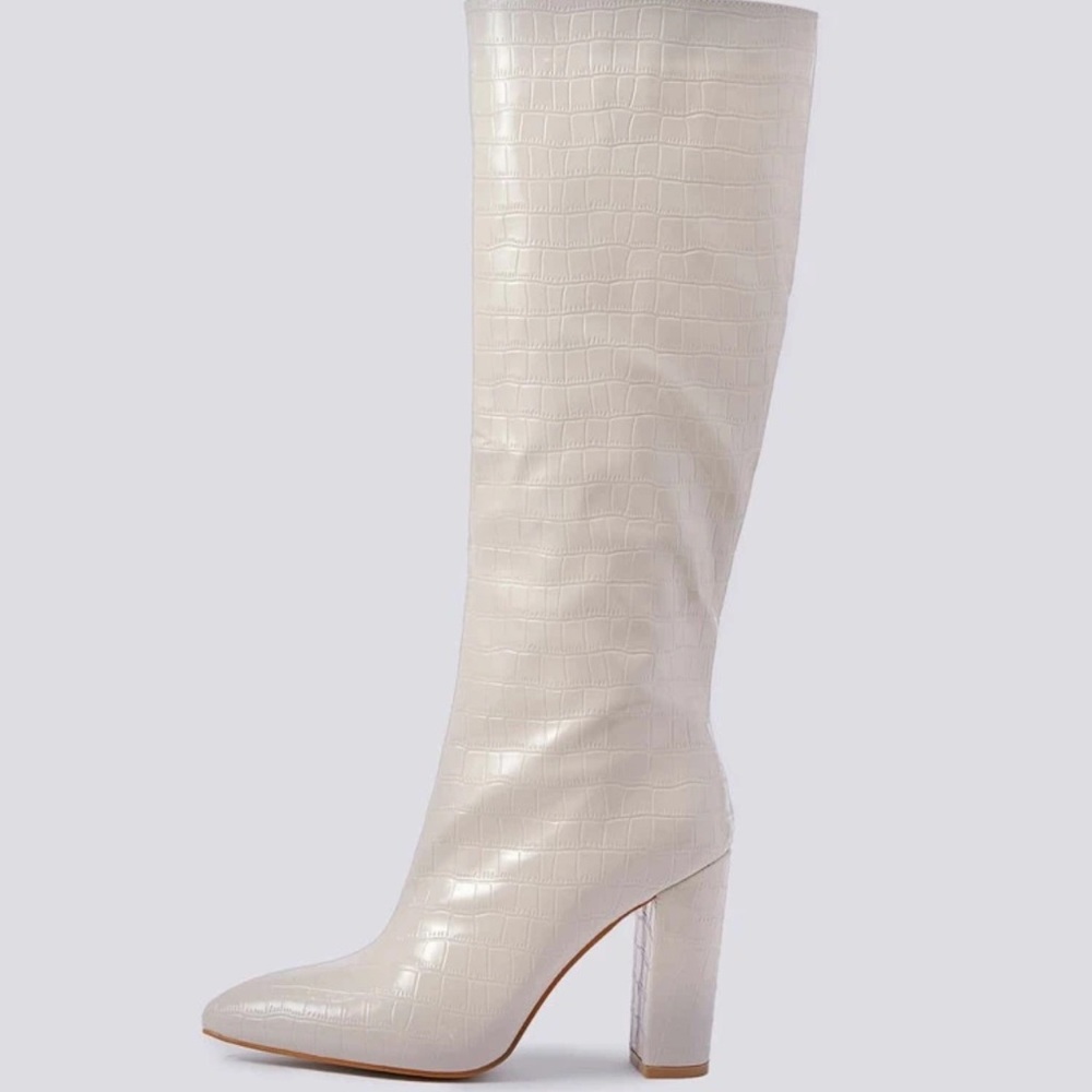 Croc Embossed Chunky Heeled Boots